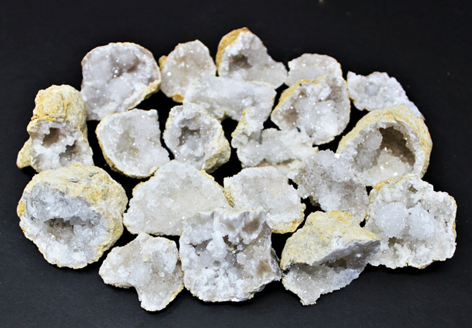 Large Unopened Moroccan Crysta - Geode Crystal Break ulasan dan harga